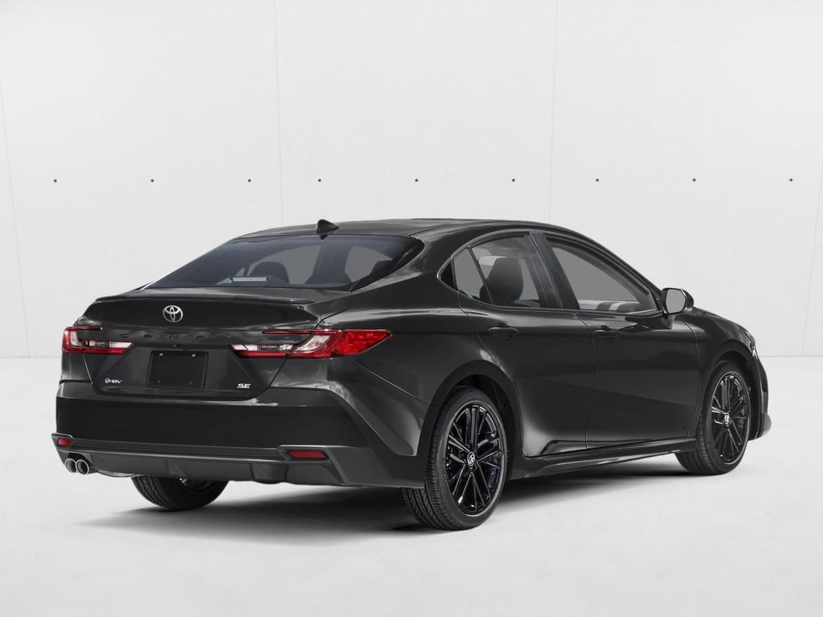 2026 Toyota Camry - Image 2