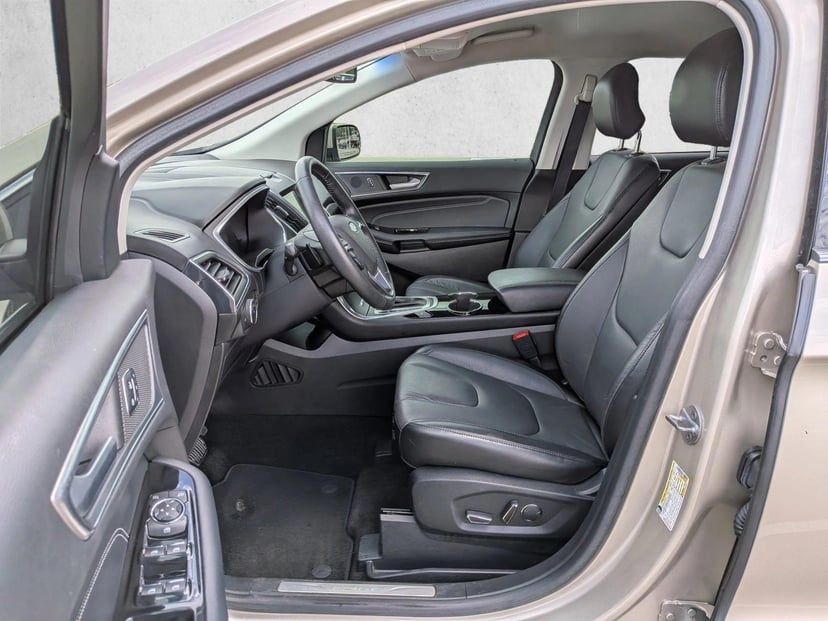 2018 Ford Edge - Image 15