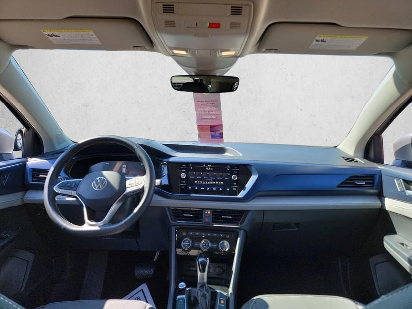 2024 Volkswagen Taos - Image 18