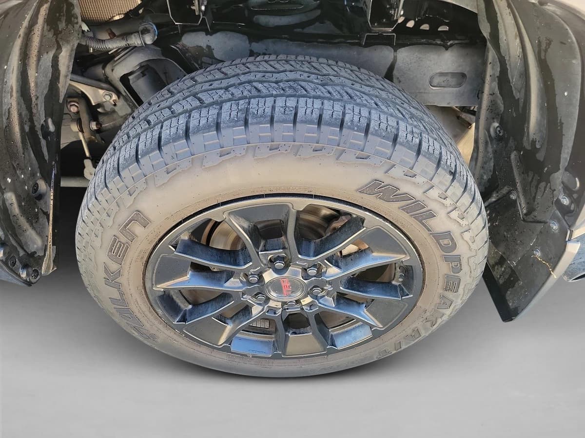 2024 Toyota Tundra - Image 12