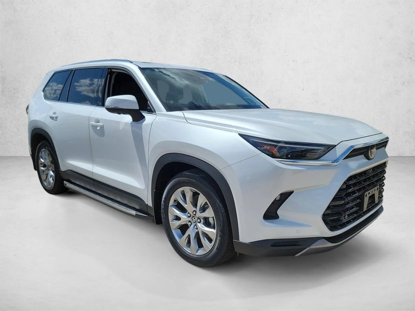 2026 Toyota Grand Highlander - Image 1