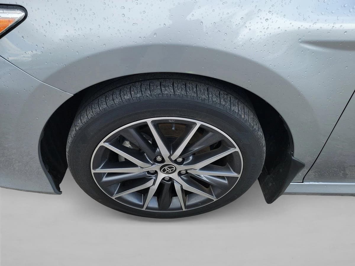 2024 Toyota Camry - Image 9