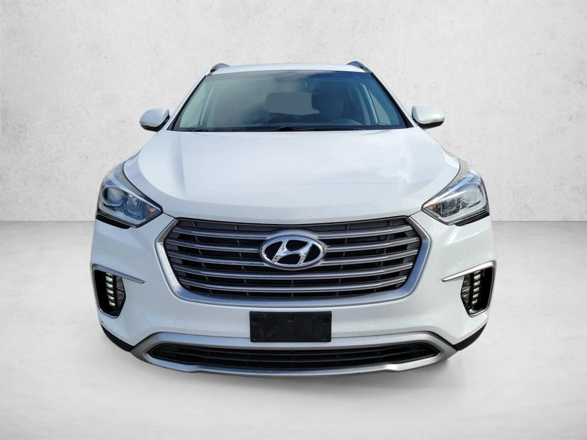 2017 Hyundai Santa Fe - Image 2