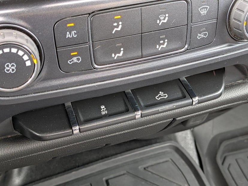 2015 Chevrolet Silverado 2500HD - Image 10