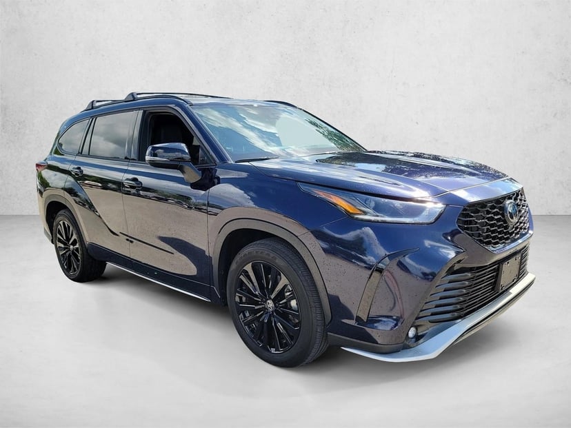 2026 Toyota Highlander - Image 1
