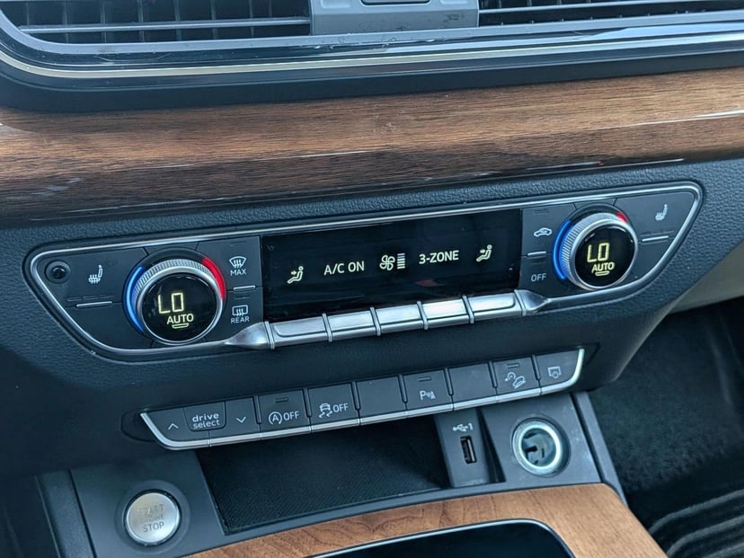 2023 Audi Q5 - Image 10
