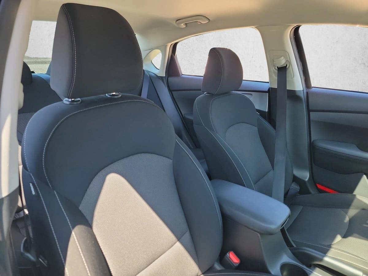 2024 Kia Forte - Image 15