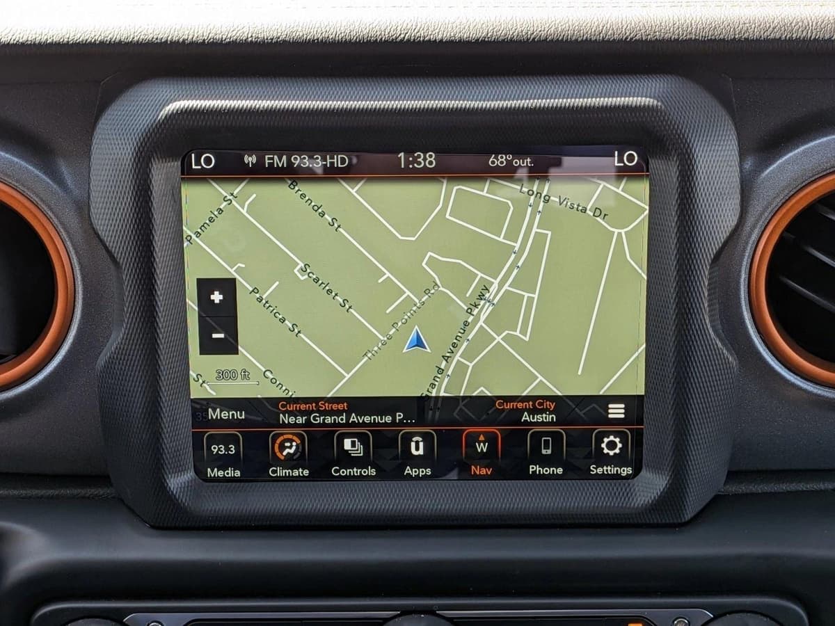 2023 Jeep Gladiator - Image 14