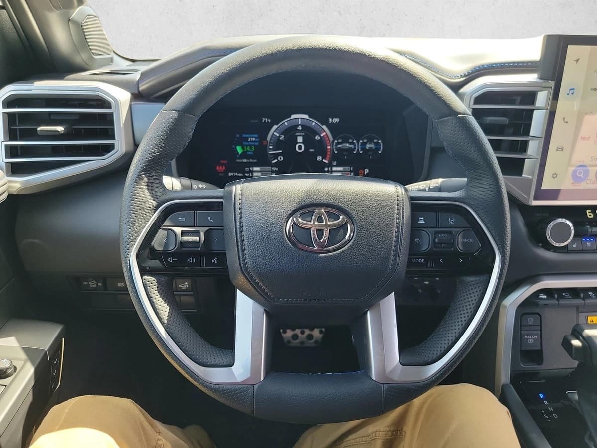 2024 Toyota Tundra - Image 16