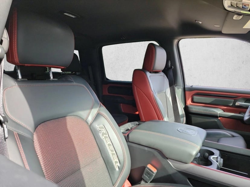 2025 Ram 1500 - Image 15