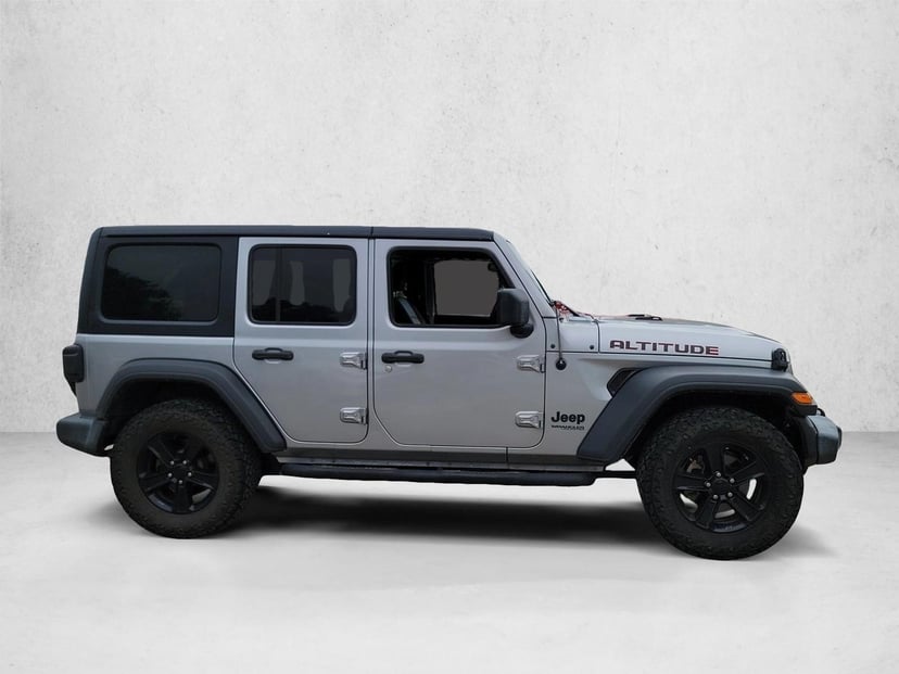 2019 Jeep Wrangler - Image 4