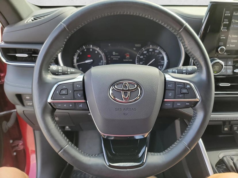 2021 Toyota Highlander - Image 20