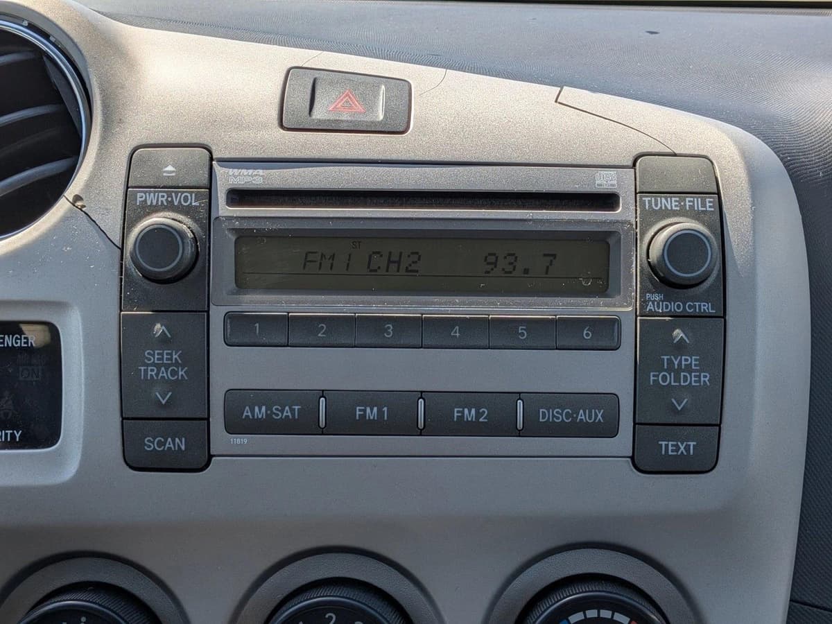 2009 Toyota Matrix - Image 12