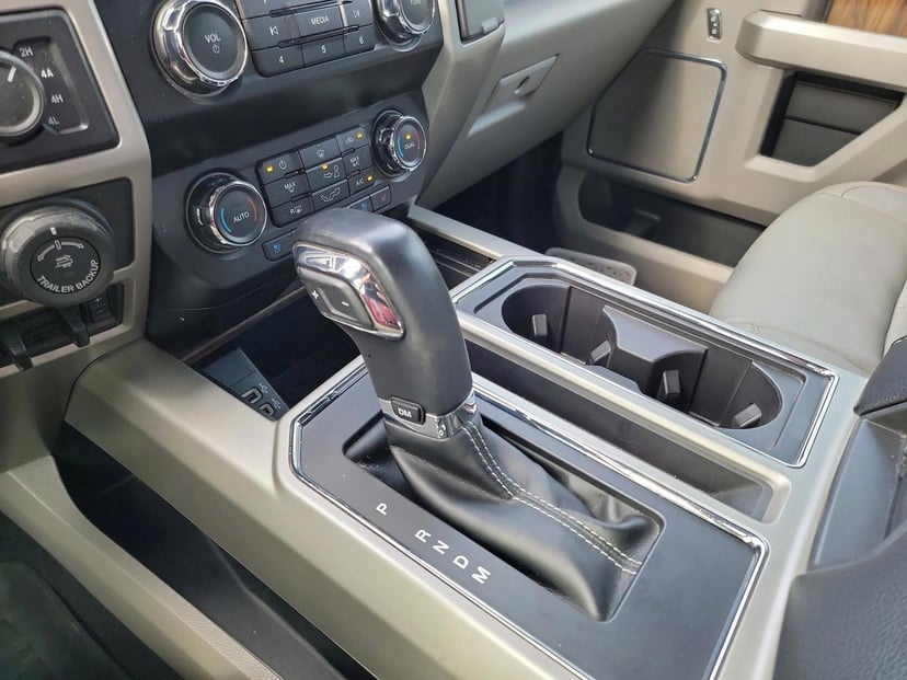 2019 Ford F-150 - Image 24