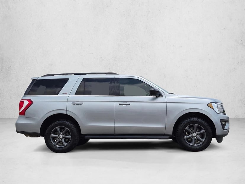 2021 Ford Expedition - Image 1