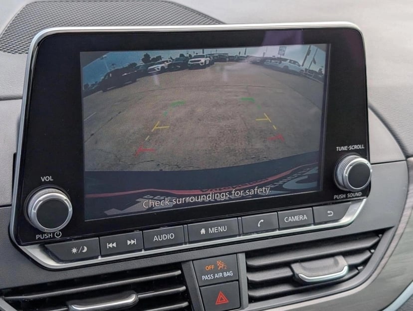 2025 Nissan Altima - Image 6