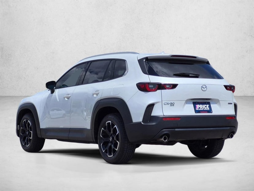 2023 Mazda CX-50 - Image 8