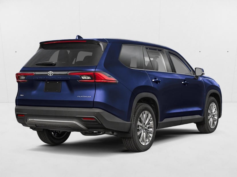 2026 Toyota Grand Highlander - Image 2