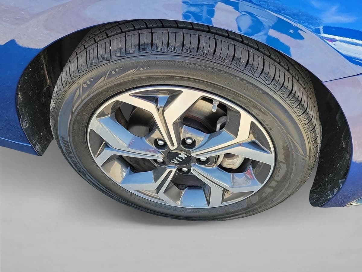 2020 Kia Forte - Image 10