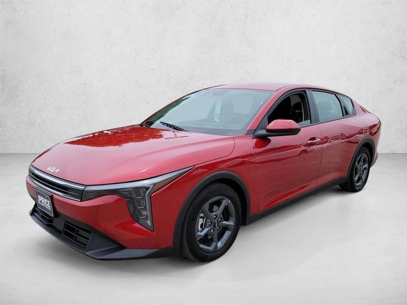 2025 Kia K4 - Image 1