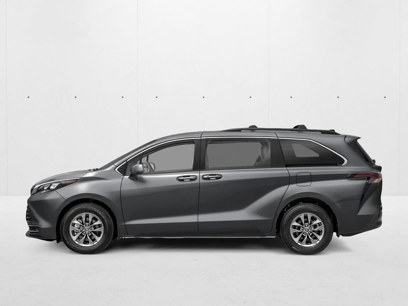 2026 Toyota Sienna - Image 3