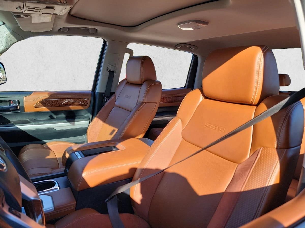 2018 Toyota Tundra - Image 14