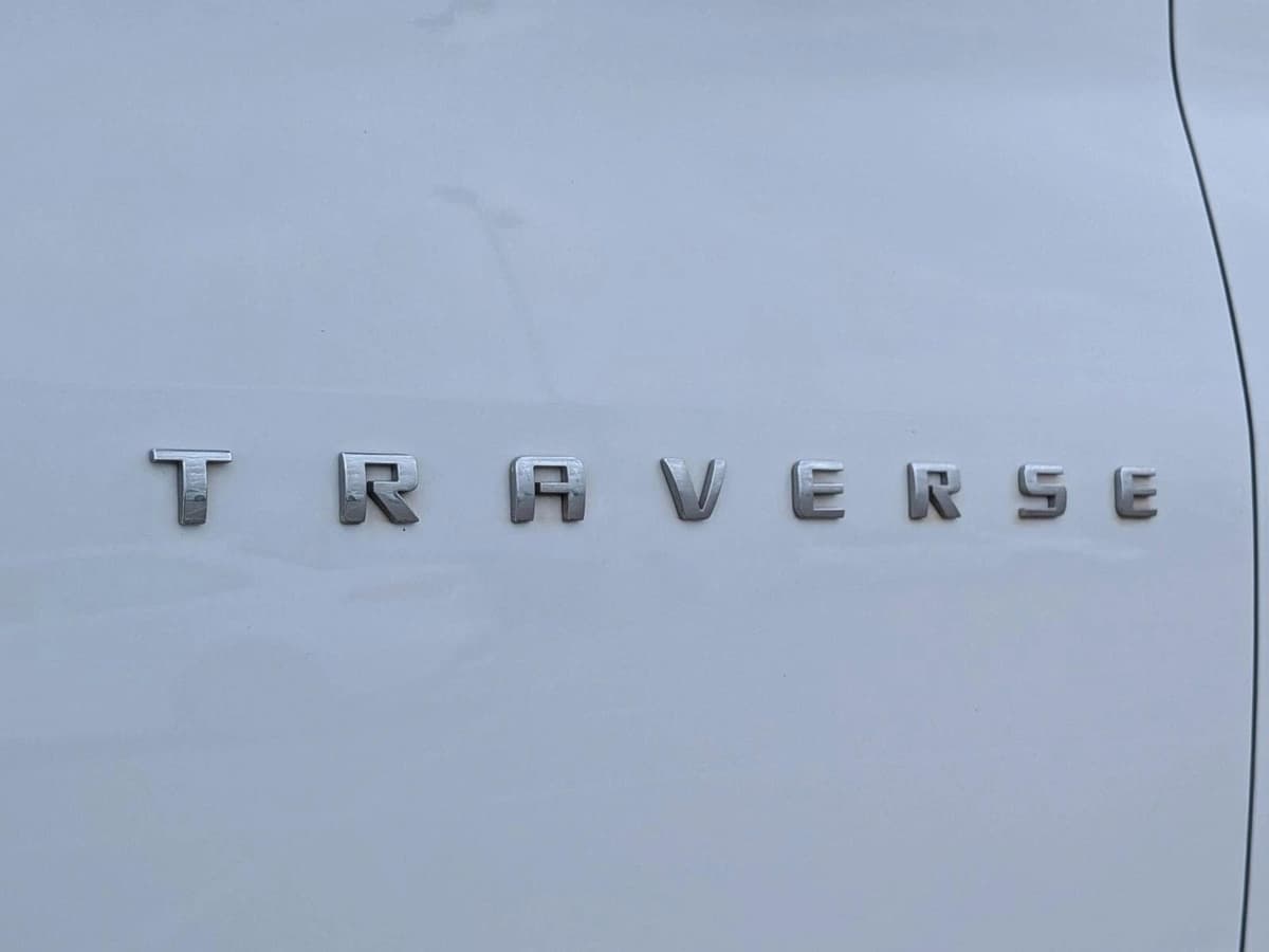 2021 Chevrolet Traverse - Image 23