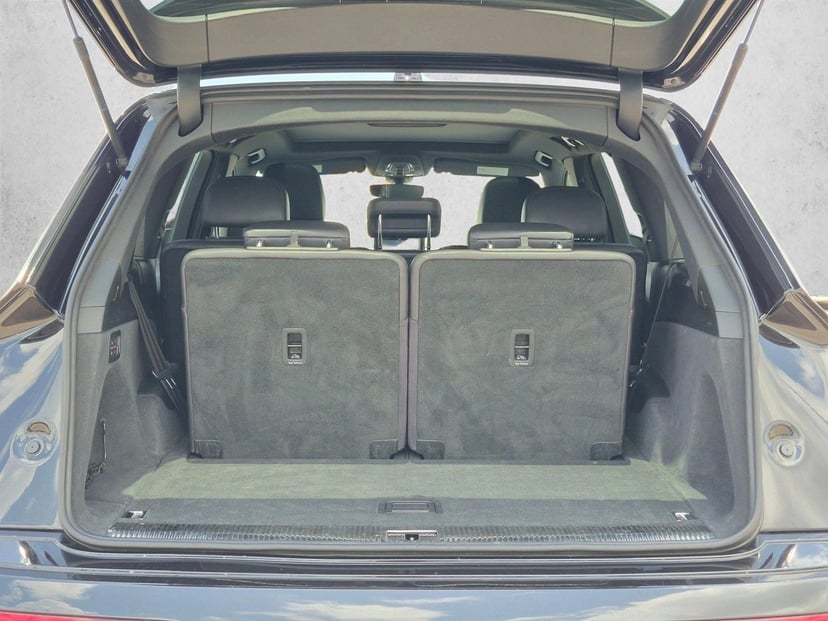 2017 Audi Q7 - Image 3