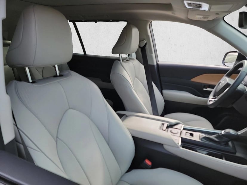 2025 Toyota Grand Highlander - Image 15
