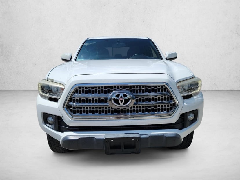 2017 Toyota Tacoma - Image 2