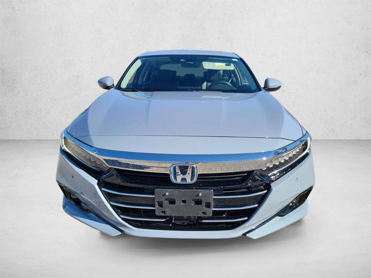 2022 Honda Accord Hybrid - Image 2