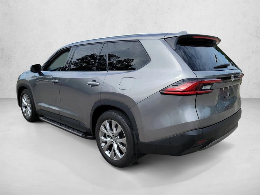2025 Toyota Grand Highlander - Image 6