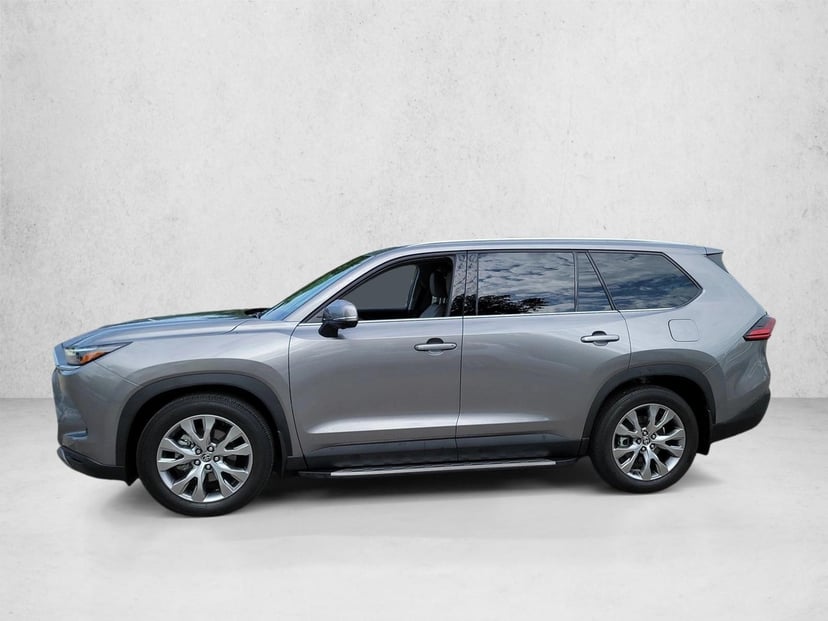 2025 Toyota Grand Highlander - Image 7