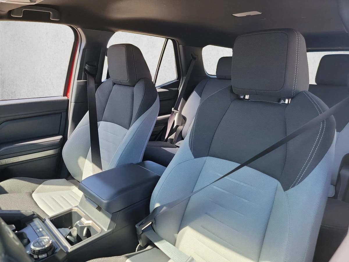 2025 Toyota 4Runner i-FORCE MAX - Image 13