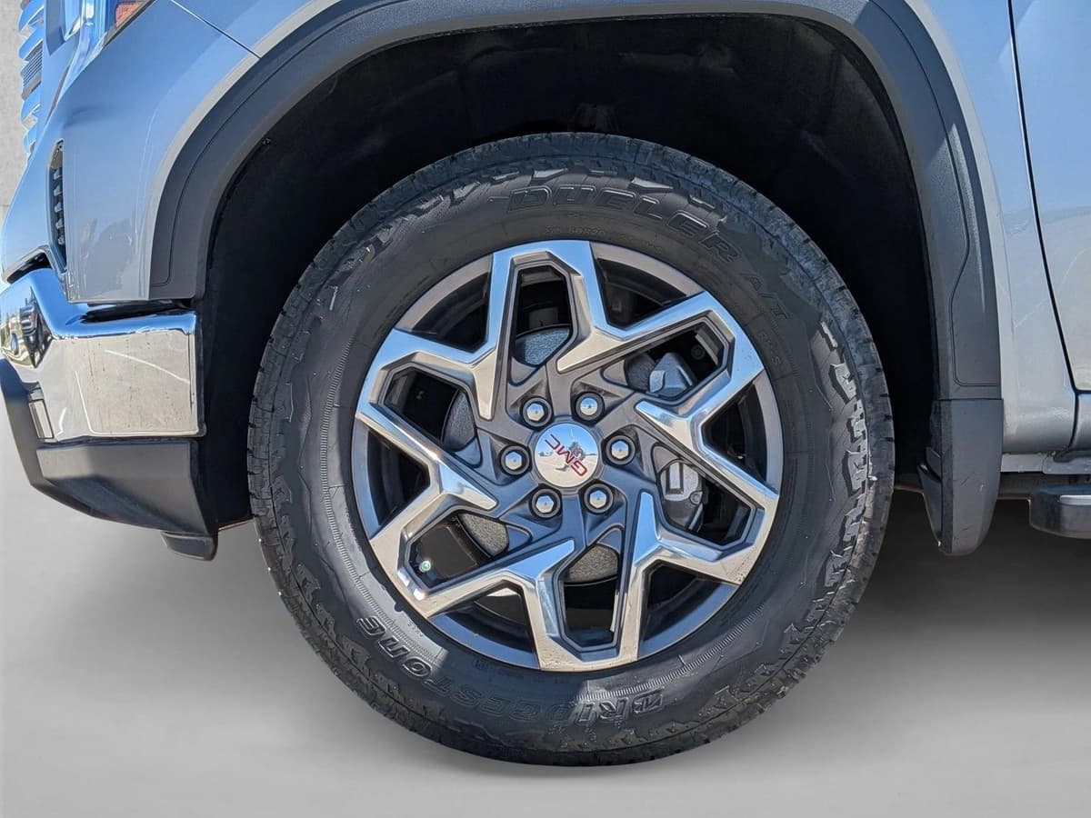 2026 GMC Sierra 1500 - Image 24