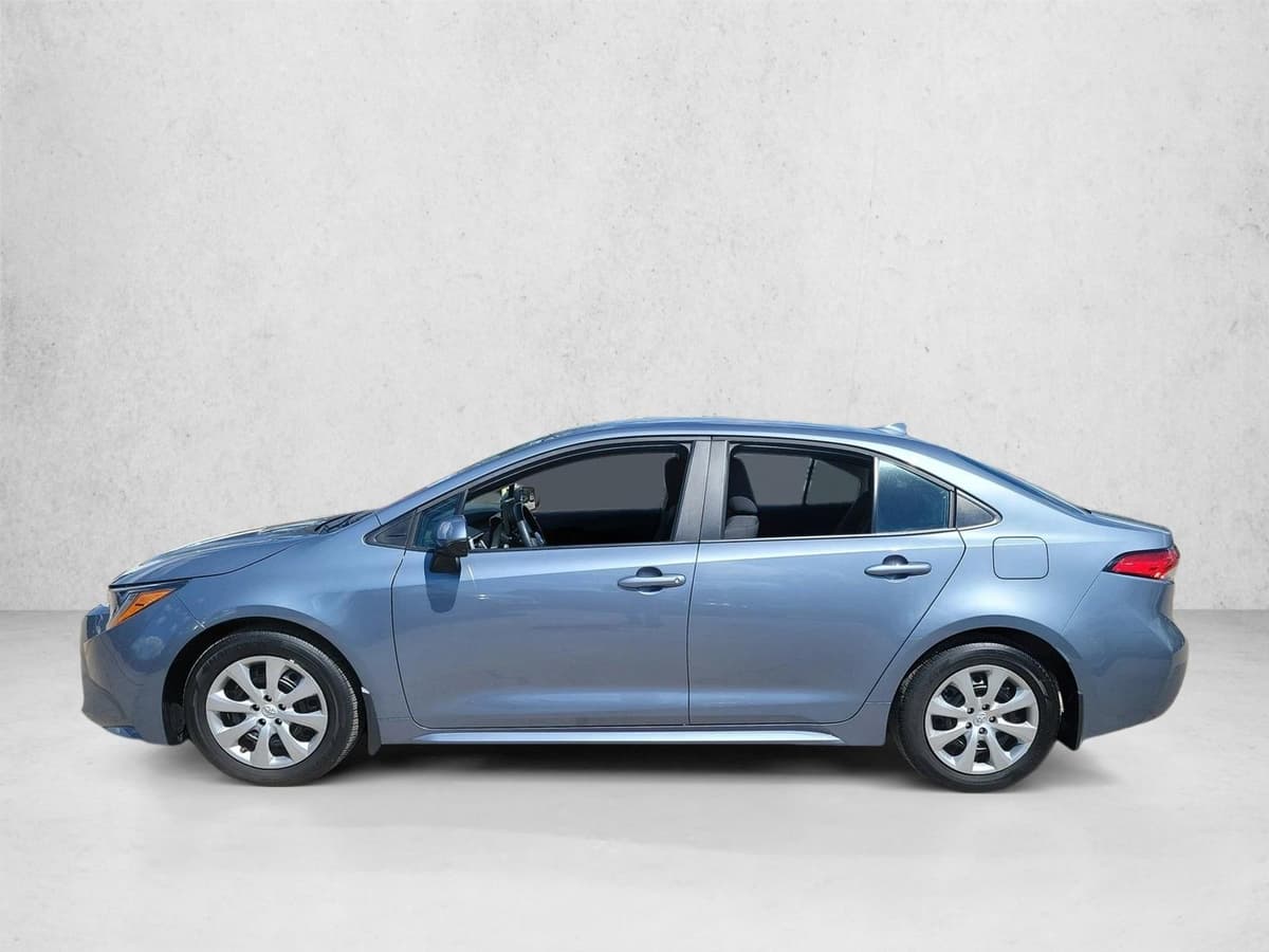 2025 Toyota Corolla - Image 8