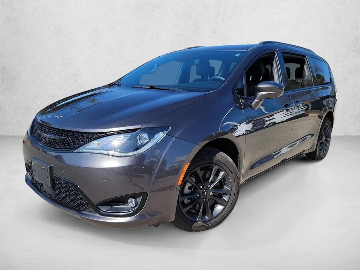 2020 Chrysler Pacifica - Image 1