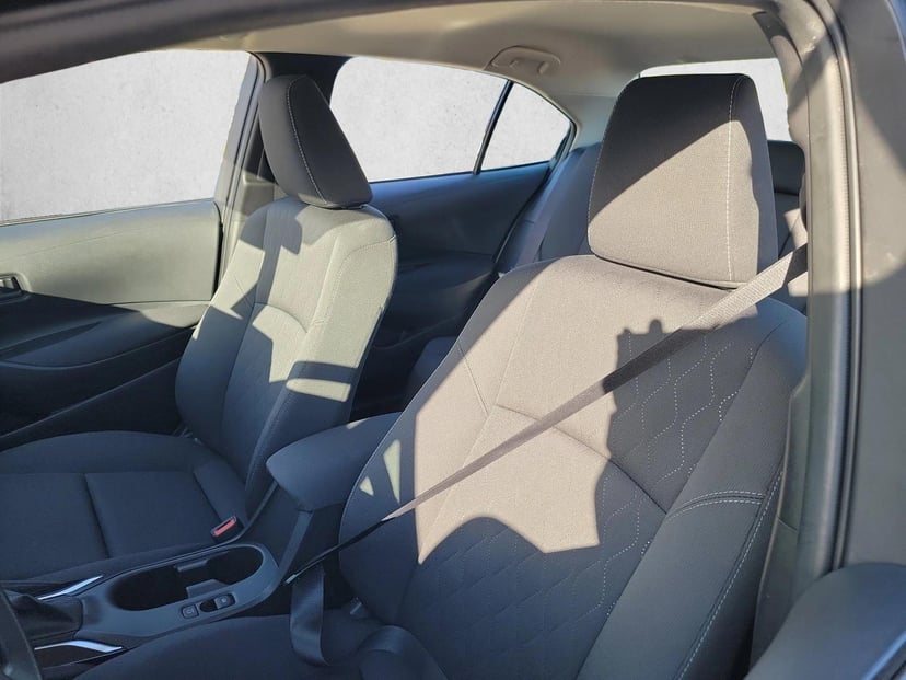 2025 Toyota Corolla - Image 13