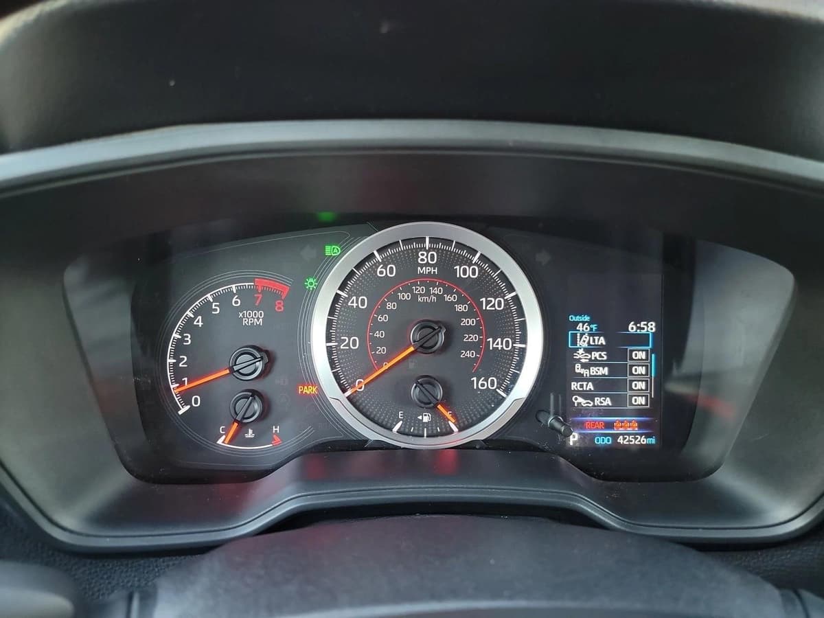 2022 Toyota Corolla Cross - Image 20