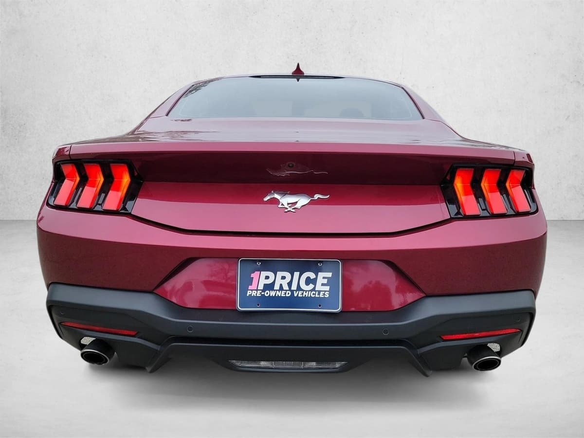 2025 Ford Mustang - Image 6