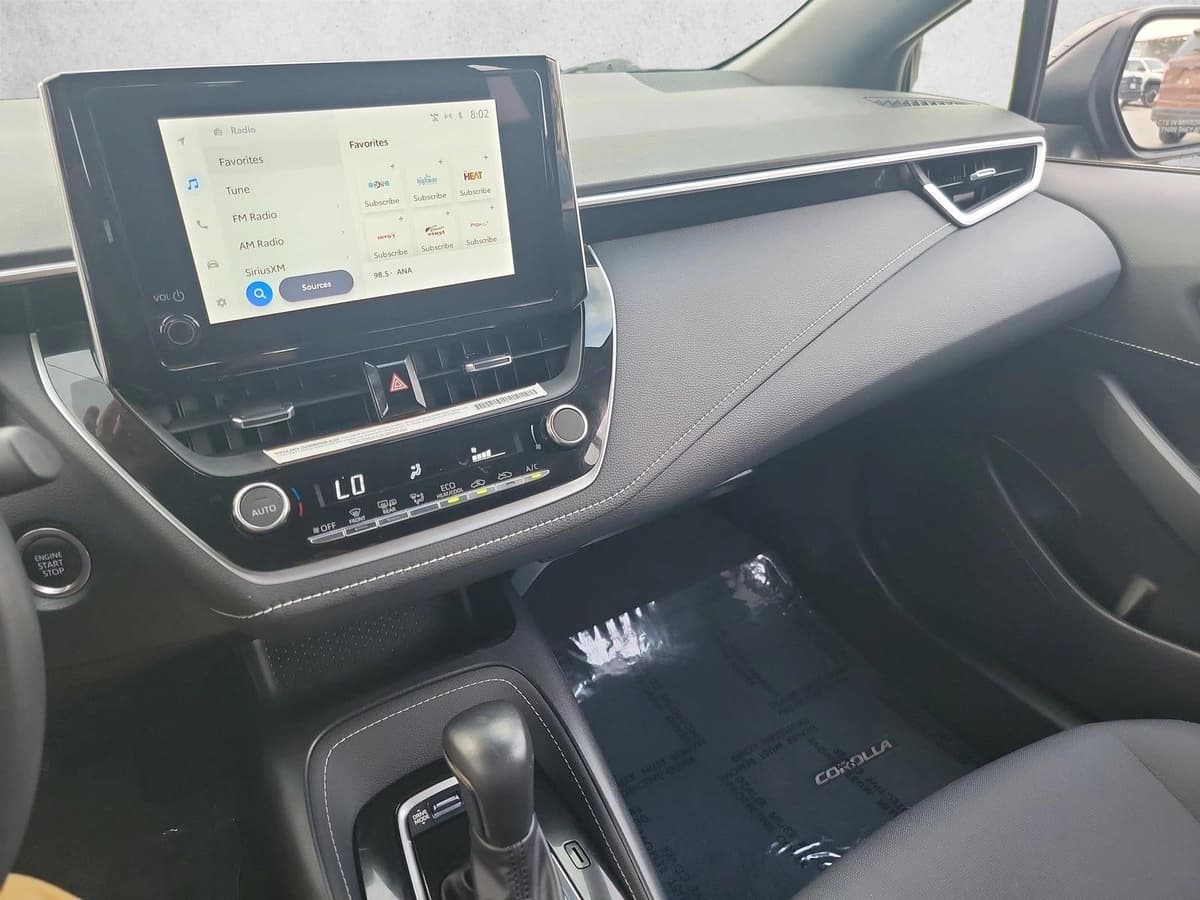 2024 Toyota Corolla Hatchback - Image 22