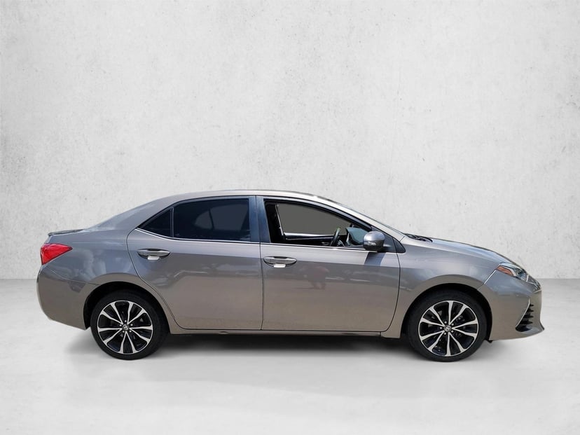2017 Toyota Corolla - Image 3