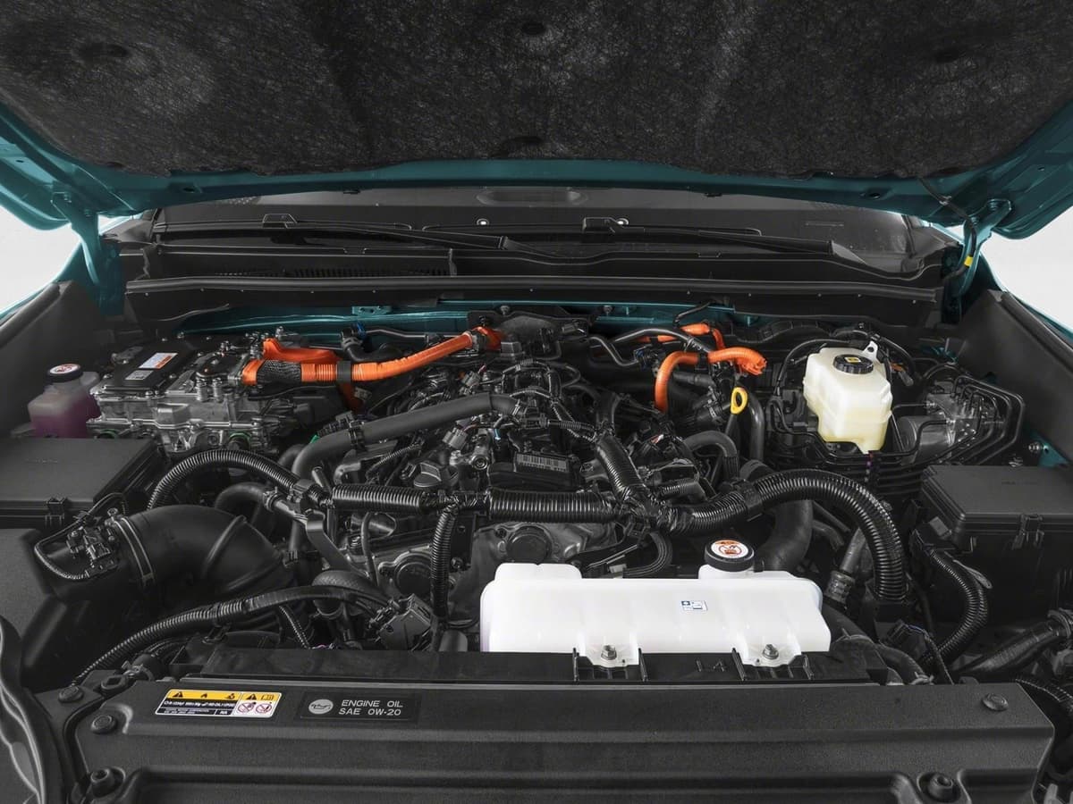 2026 Toyota 4Runner i-FORCE MAX - Image 8