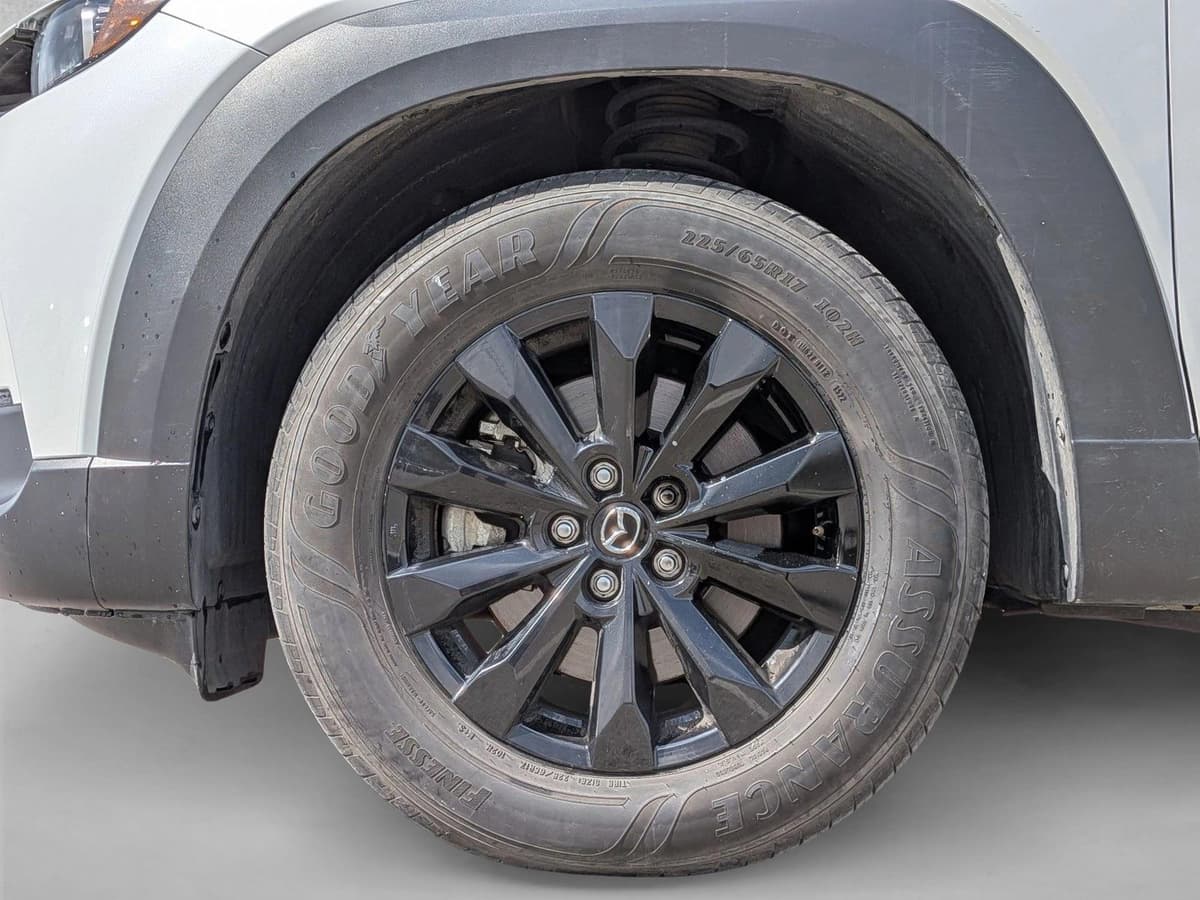 2023 Mazda CX-50 - Image 24