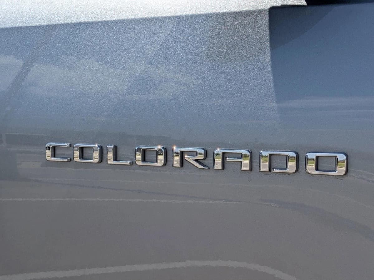 2024 Chevrolet Colorado - Image 23