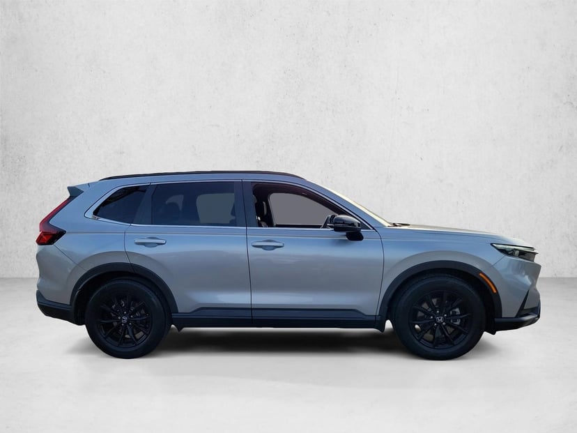 2024 Honda CR-V Hybrid - Image 3