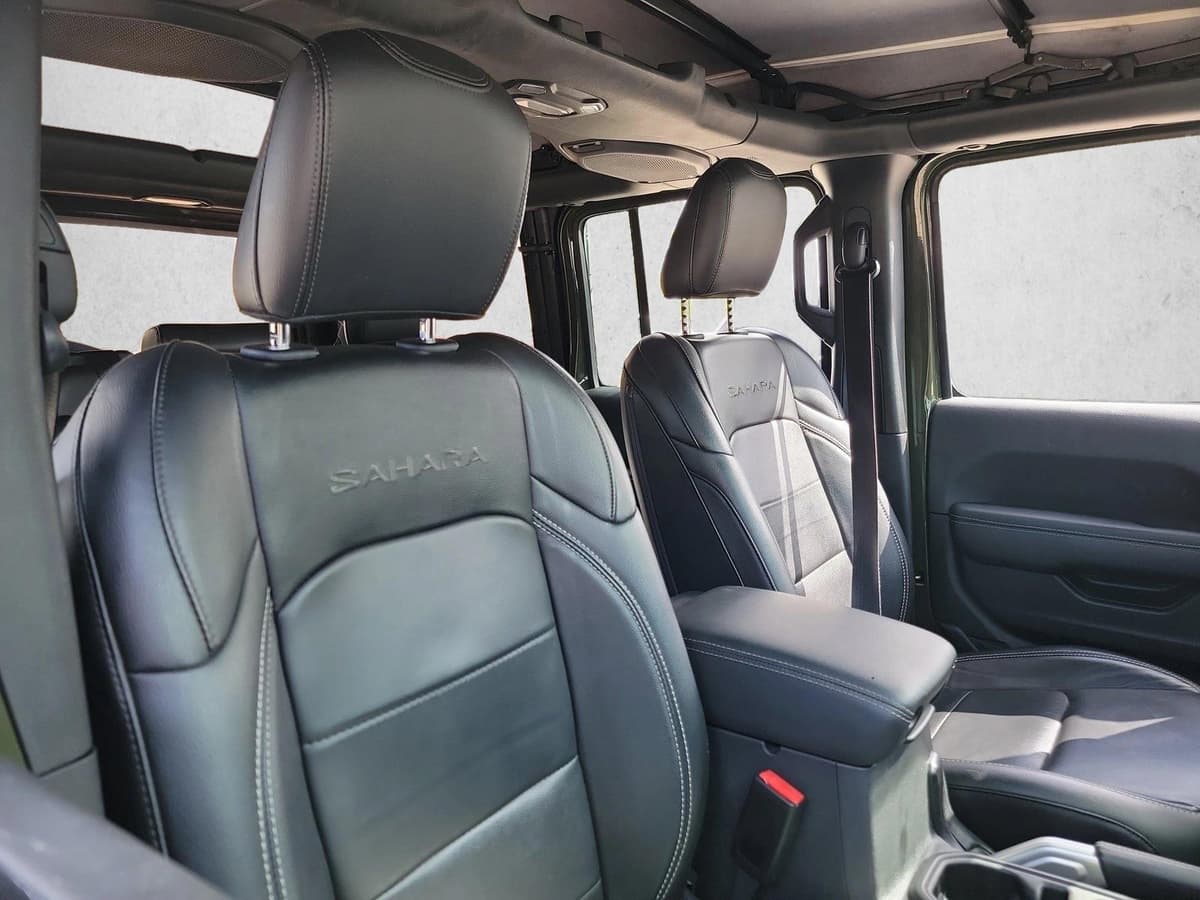 2022 Jeep Wrangler Unlimited 4xe - Image 16