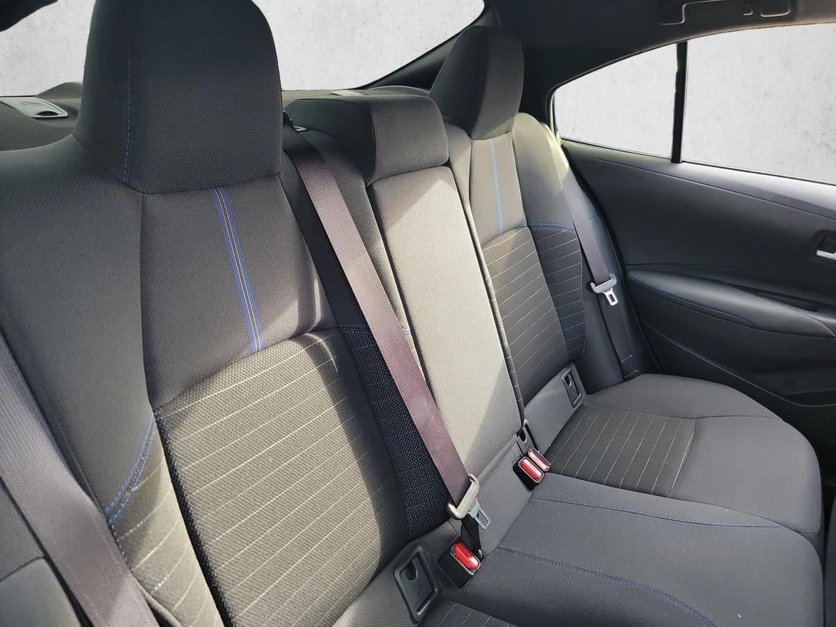 2021 Toyota Corolla - Image 16