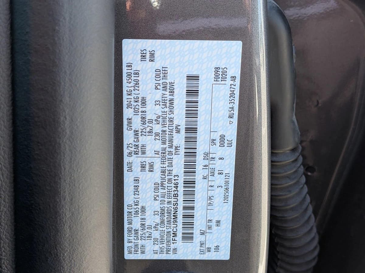 2025 Ford Escape - Image 25