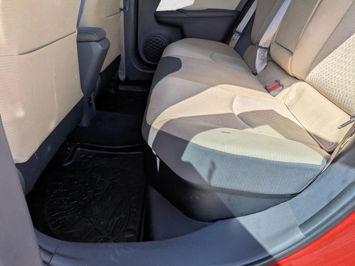 2016 Toyota Prius - Image 19